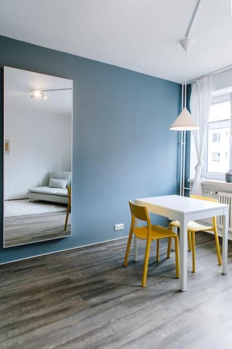 Mitten Im Zentrum Mit 24H Check-In 킬 외부 사진