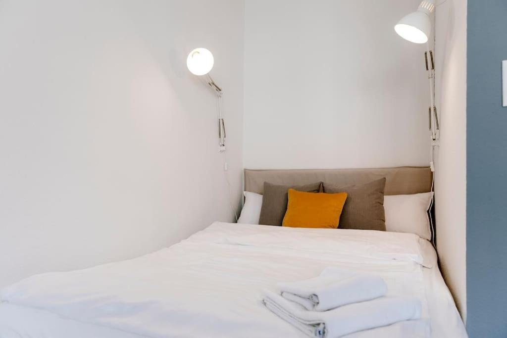 Mitten Im Zentrum Mit 24H Check-In 킬 외부 사진
