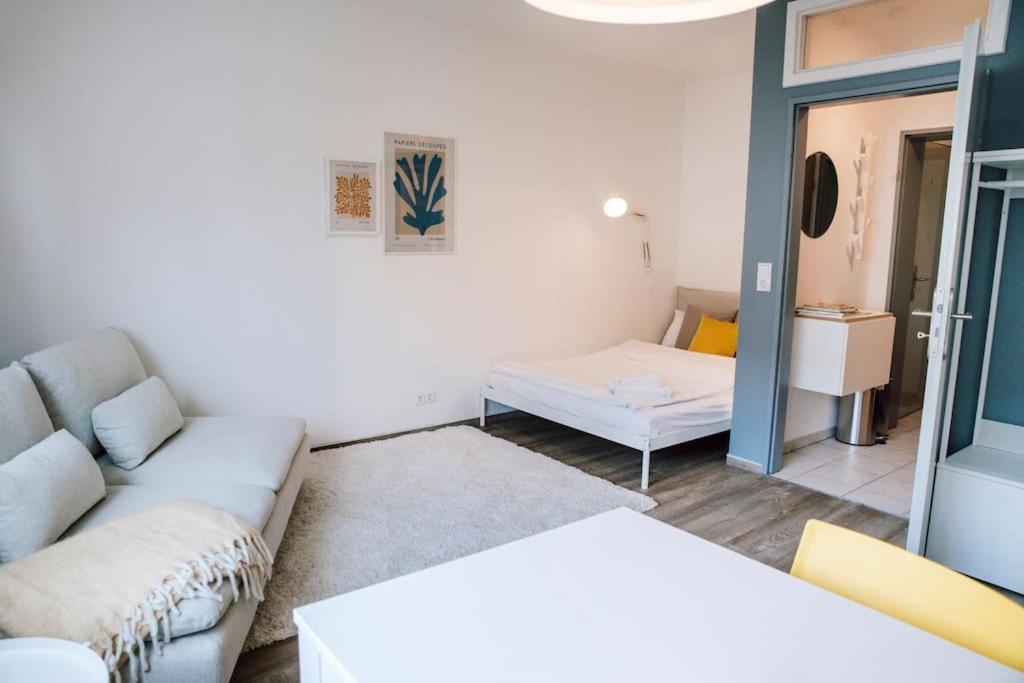 Mitten Im Zentrum Mit 24H Check-In 킬 외부 사진